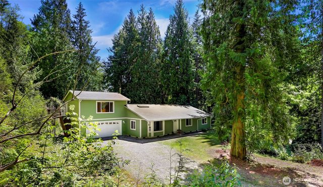 4441 Forgotten Lane, Clinton, WA 98236