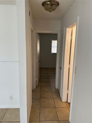 5180 NE 6th Ave 616, Oakland Park, FL 33334