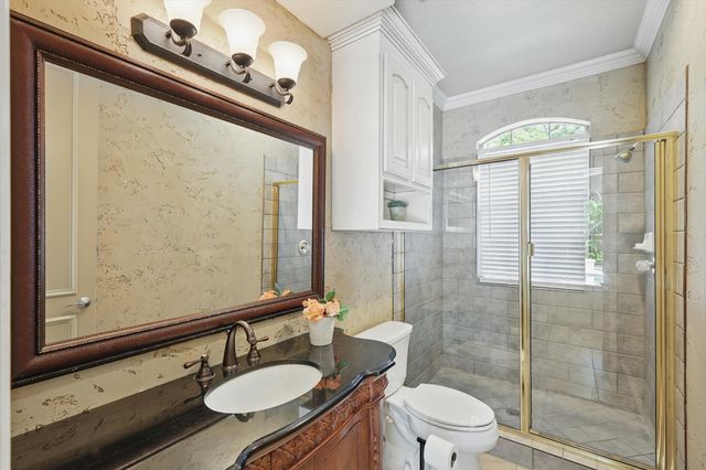 200 Mosswood Drive, Argyle, TX 76226