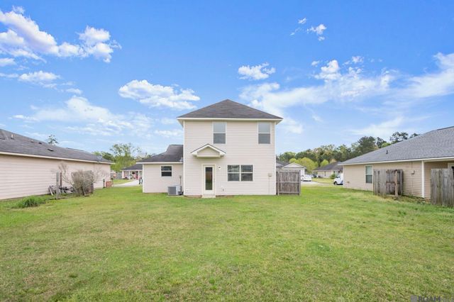 35055 Madisonville Dr, Denham Springs, LA 70706