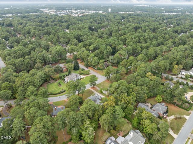 607 Queen Annes Road, Greenville, NC 27858