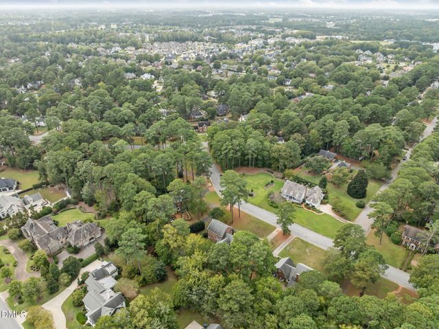 607 Queen Annes Road, Greenville, NC 27858