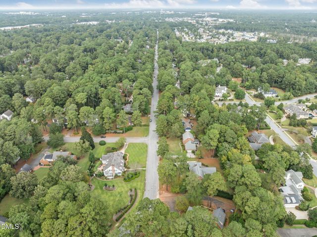 607 Queen Annes Road, Greenville, NC 27858