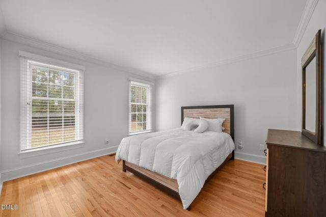 607 Queen Annes Road, Greenville, NC 27858