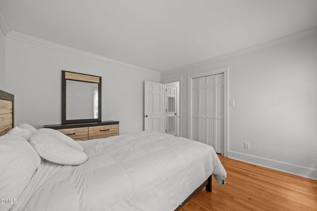 607 Queen Annes Road, Greenville, NC 27858