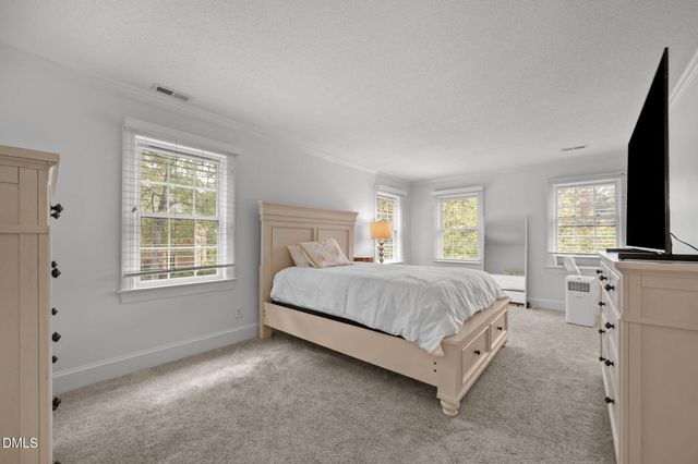 607 Queen Annes Road, Greenville, NC 27858