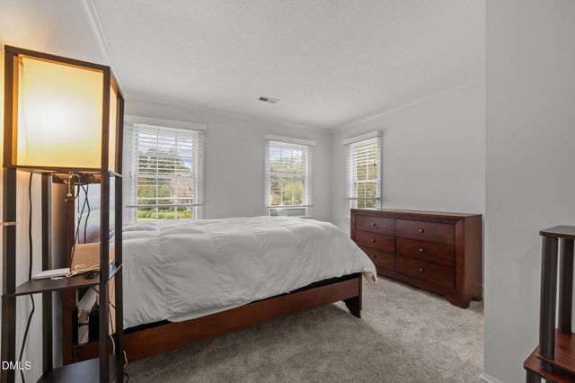 607 Queen Annes Road, Greenville, NC 27858