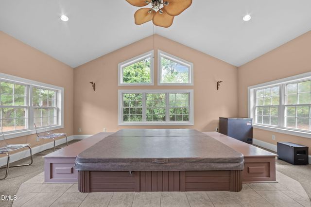 607 Queen Annes Road, Greenville, NC 27858