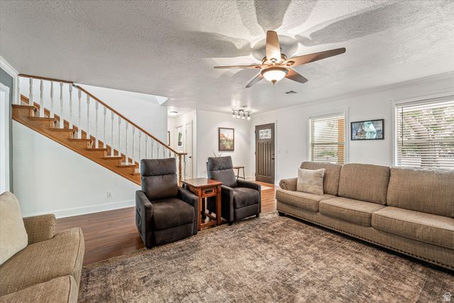 246 W MOUNTAIN CHARM RD, Toquerville, UT 84774