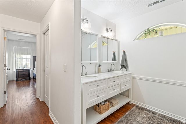 246 W MOUNTAIN CHARM RD, Toquerville, UT 84774