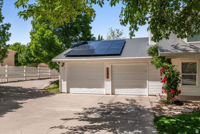 246 W MOUNTAIN CHARM RD, Toquerville, UT 84774