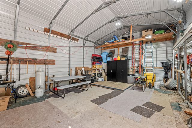 246 W MOUNTAIN CHARM RD, Toquerville, UT 84774