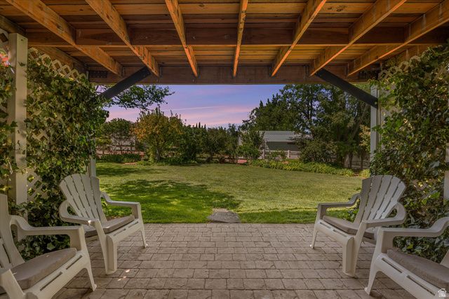 246 W MOUNTAIN CHARM RD, Toquerville, UT 84774