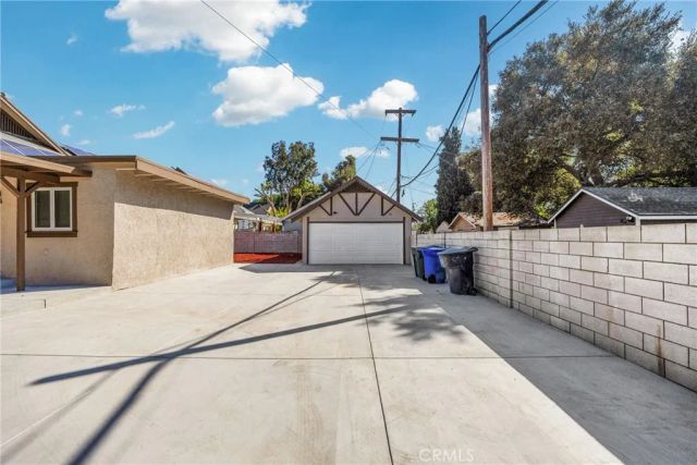 404 E Kingsley Avenue, Pomona, CA 91767