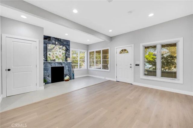 404 E Kingsley Avenue, Pomona, CA 91767