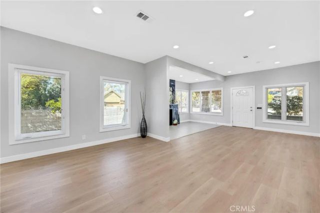 404 E Kingsley Avenue, Pomona, CA 91767