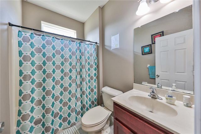 1196 Glassywing Place, Upper Macungie Twp, PA 18031