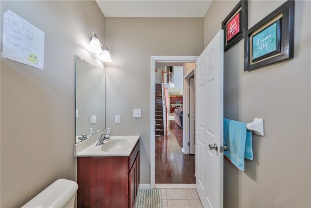 1196 Glassywing Place, Upper Macungie Twp, PA 18031