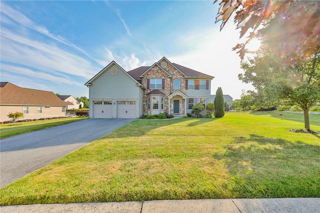 1196 Glassywing Place, Upper Macungie Twp, PA 18031