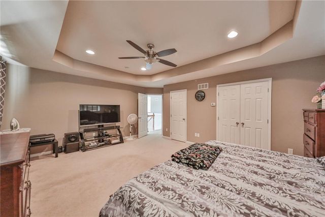 1196 Glassywing Place, Upper Macungie Twp, PA 18031