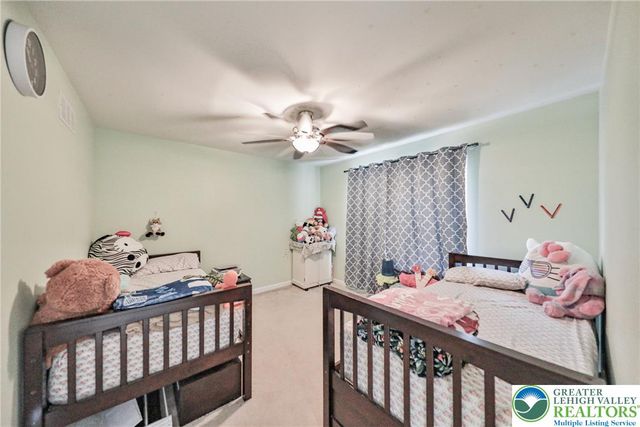 1196 Glassywing Place, Upper Macungie Twp, PA 18031