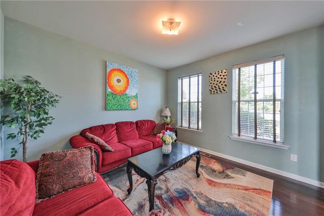 1196 Glassywing Place, Upper Macungie Twp, PA 18031