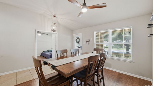 13511 BILTMORE LKS, Live Oak, TX 78233