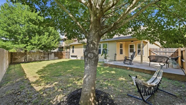 13511 BILTMORE LKS, Live Oak, TX 78233