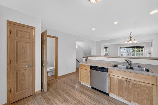 3801 Design Pass, Madison, WI 53719