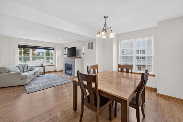 3801 Design Pass, Madison, WI 53719