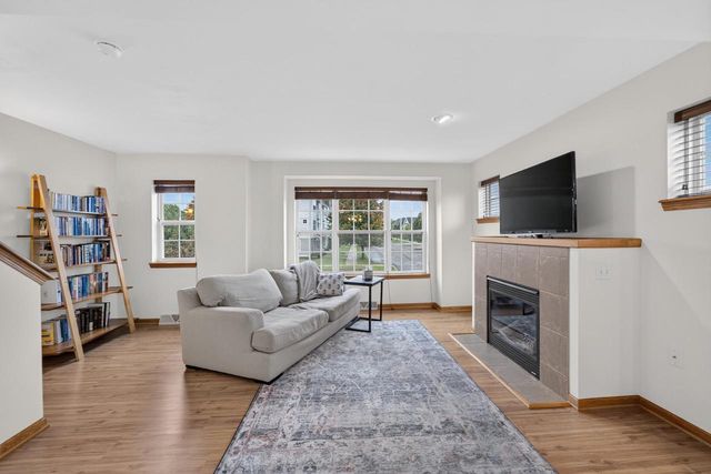 3801 Design Pass, Madison, WI 53719