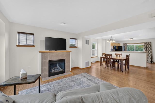 3801 Design Pass, Madison, WI 53719