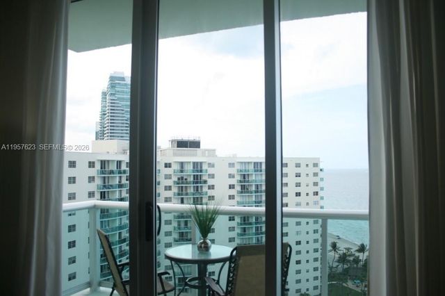 3901 S Ocean Dr PH16Z, Hollywood, FL 33019