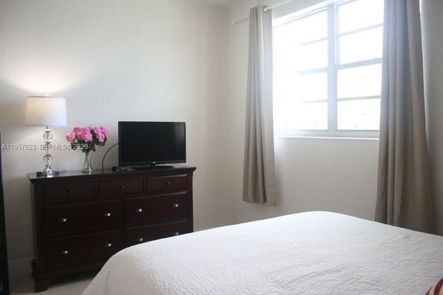 3901 S Ocean Dr PH16Z, Hollywood, FL 33019