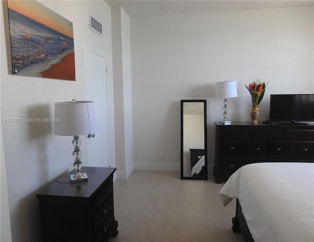 3901 S Ocean Dr PH16Z, Hollywood, FL 33019