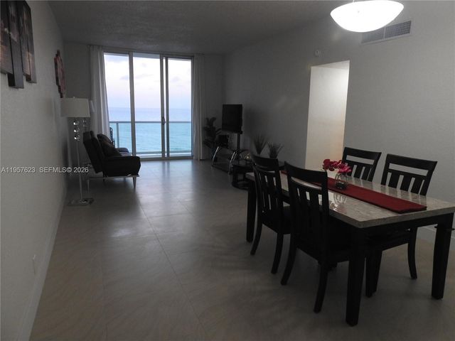 3901 S Ocean Dr PH16Z, Hollywood, FL 33019