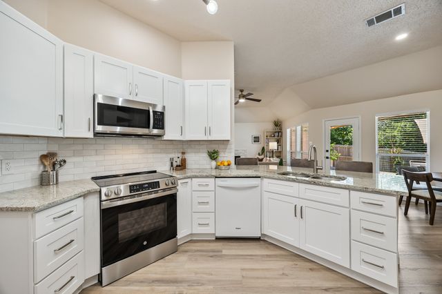 3725 Sycamore Lane, Rockwall, TX 75032