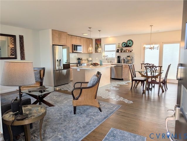 2801 London Ct, Glen Allen, VA 23060