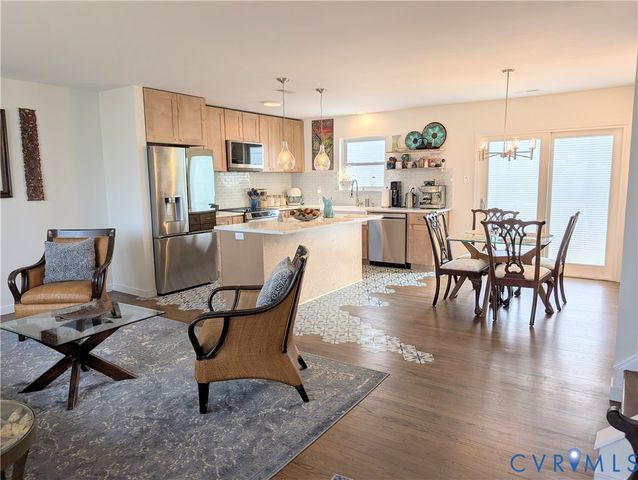 2801 London Ct, Glen Allen, VA 23060