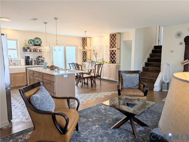 2801 London Ct, Glen Allen, VA 23060