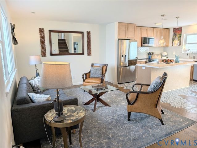 2801 London Ct, Glen Allen, VA 23060