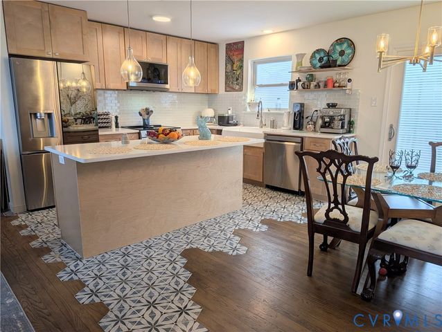 2801 London Ct, Glen Allen, VA 23060