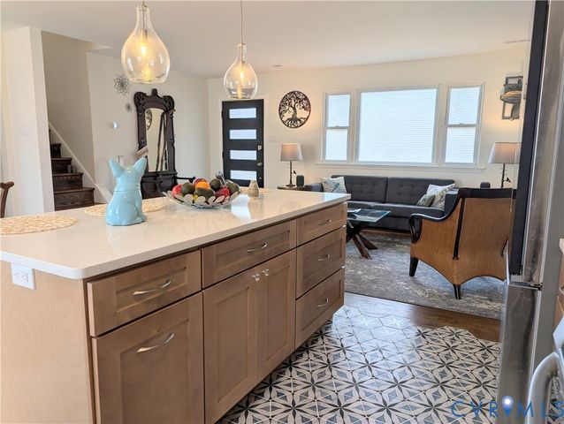 2801 London Ct, Glen Allen, VA 23060