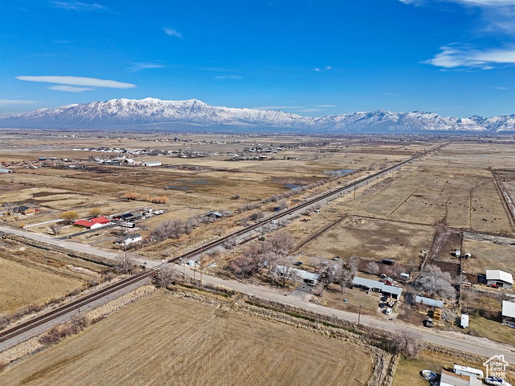 Image 2 of property listing at 7500 W, Ogden, UT 84404