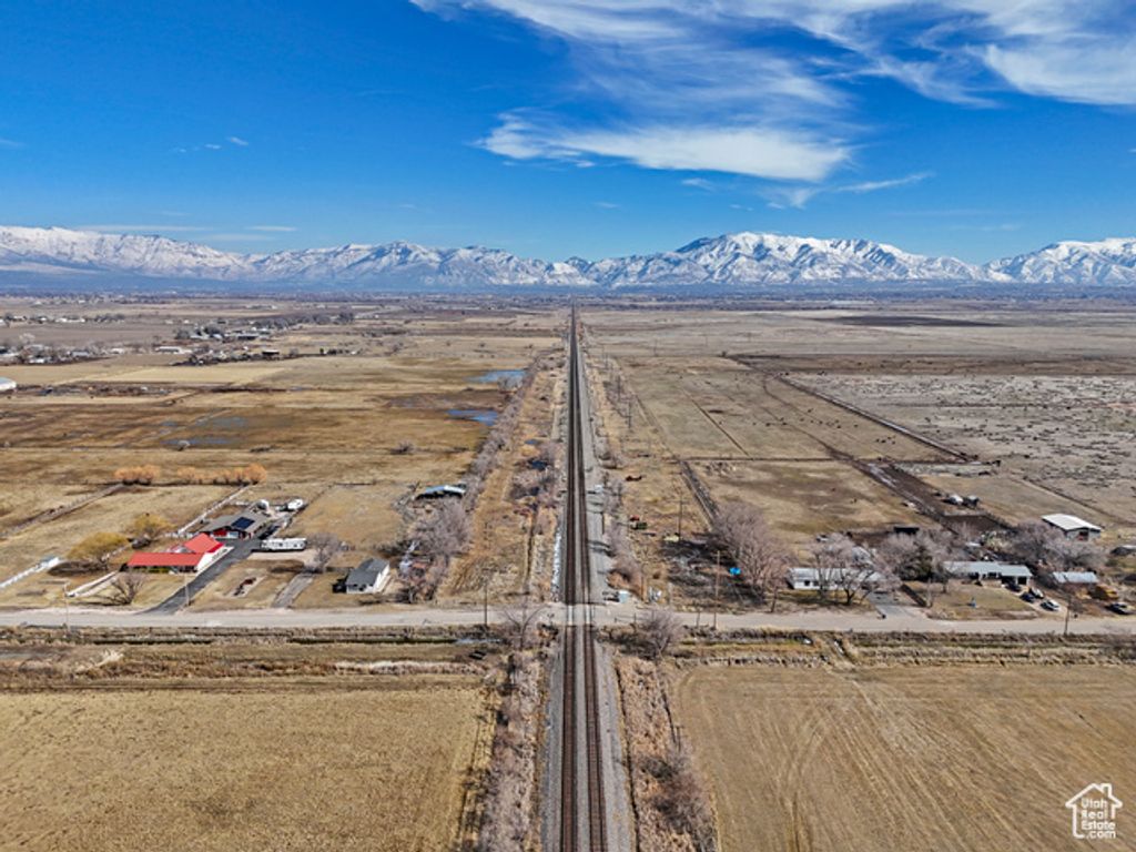 Image 3 of property listing at 7500 W, Ogden, UT 84404