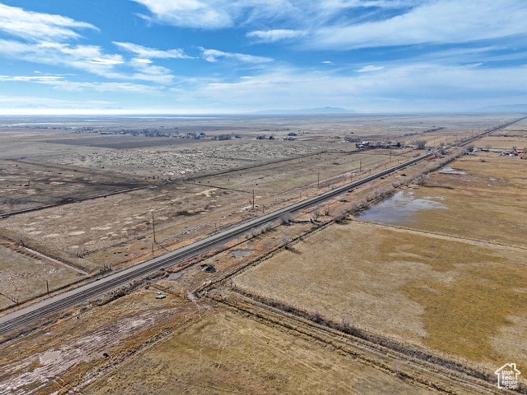 Image 5 of property listing at 7500 W, Ogden, UT 84404
