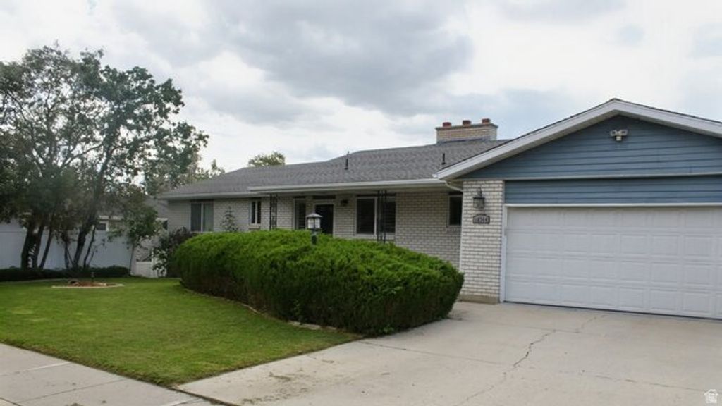 10344 SOUTH EASTDELL DR, Sandy, UT 84092 — photo 2