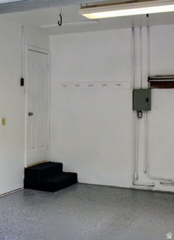 10344 SOUTH EASTDELL DR, Sandy, UT 84092 — photo 3
