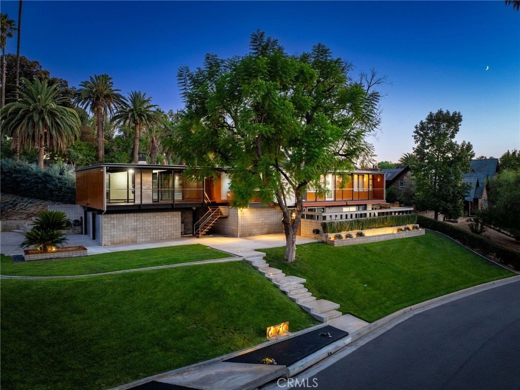 6770 Hawarden, Riverside, CA 92506 — photo 2