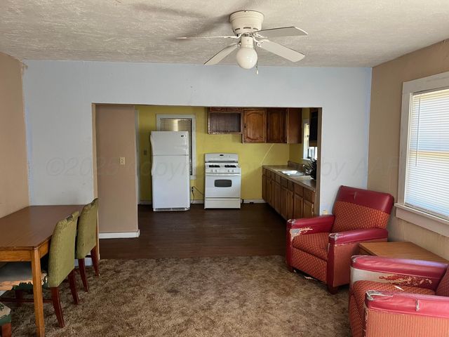 315 N Hedgecoke Street, Borger, TX 79007